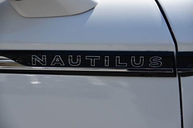 2019 Lincoln Nautilus Black Label